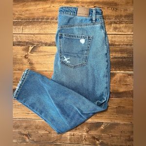 American Eagle mom jeans